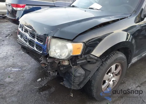 2010 Ford Escape Limited из США, поврежденный, VIN 1FMCU9E75AKC21753